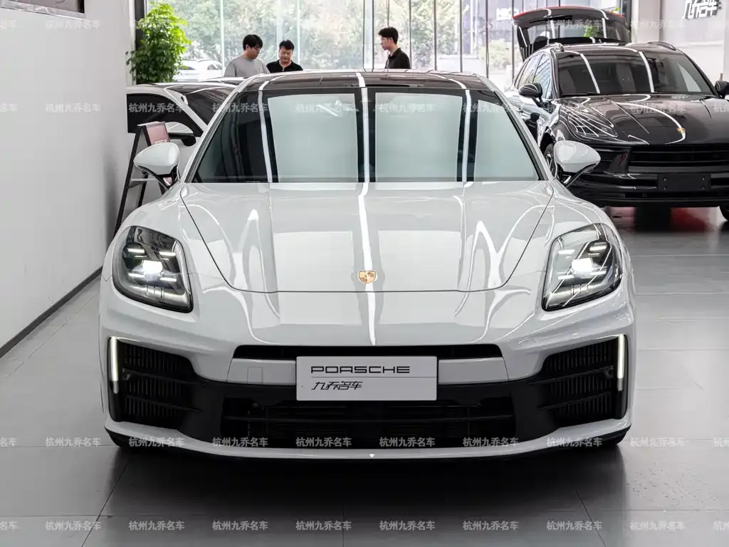 Porsche Panamera 2025 из CN, фото 2