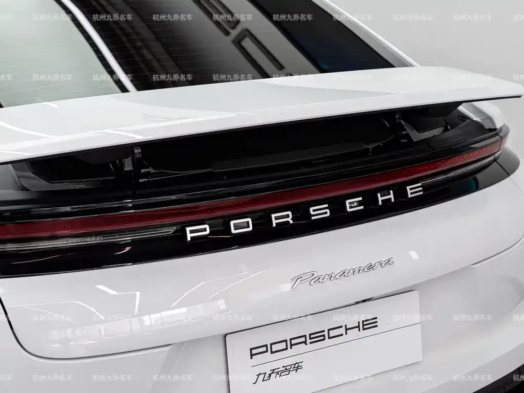 Porsche Panamera 2025 из CN, фото 5