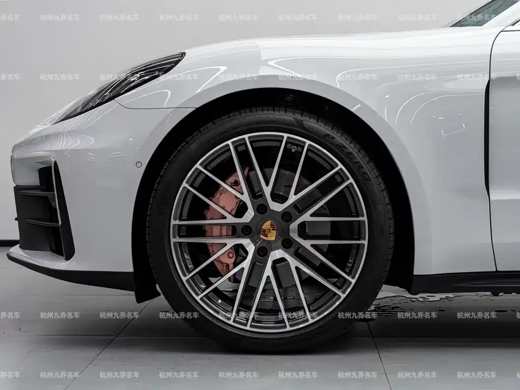 Porsche Panamera 2025 из CN, фото 6