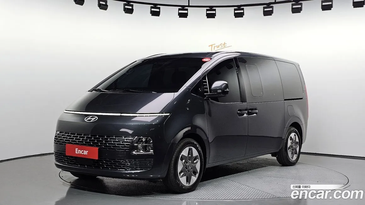 Hyundai Staria 2025 из KR, фото 1