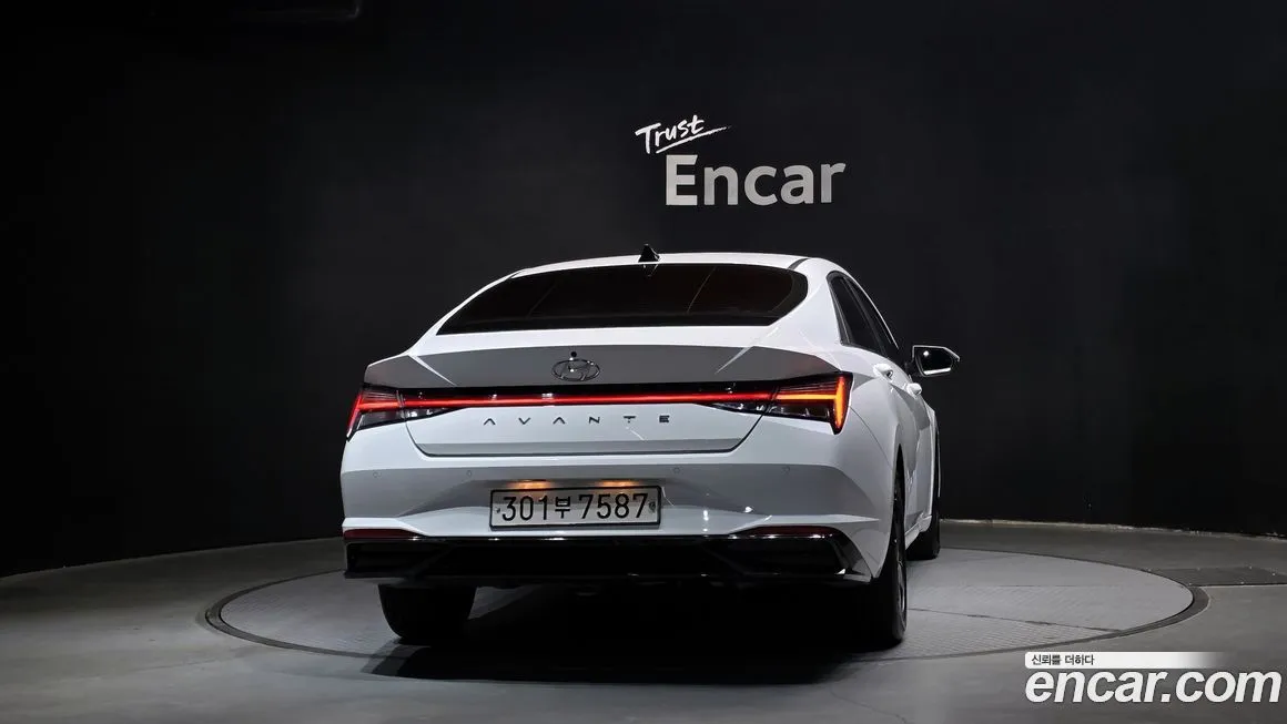 Hyundai AVANTE — фото 4