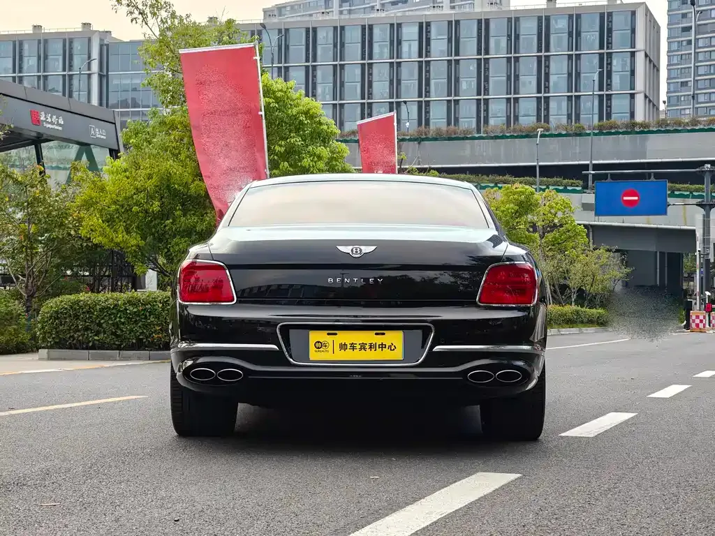 Bentley Flying Spur 2021 из CN, фото 6