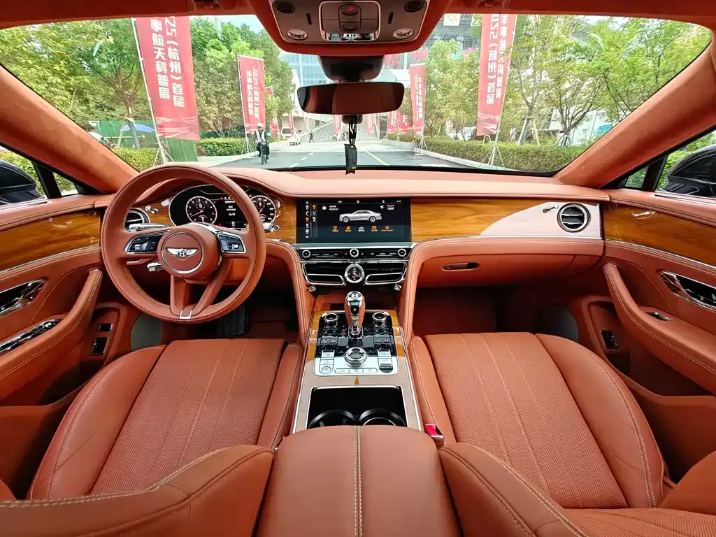 Bentley Flying Spur 2021 из CN, фото 9