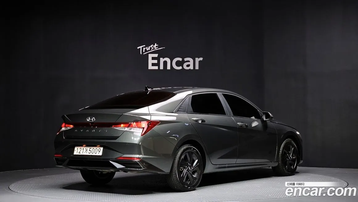 Hyundai AVANTE — фото 2
