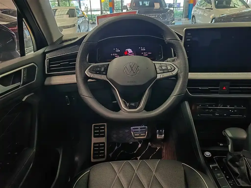 Volkswagen Tiguan L 2024 из CN, фото 3