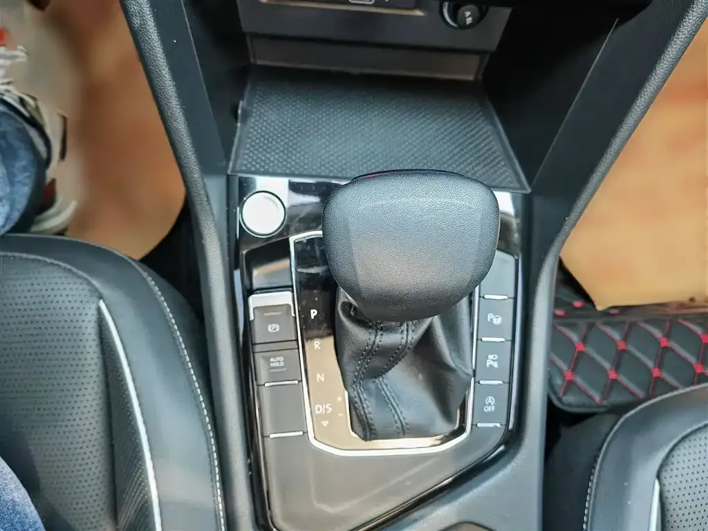 Volkswagen Tiguan L 2024 из CN, фото 9