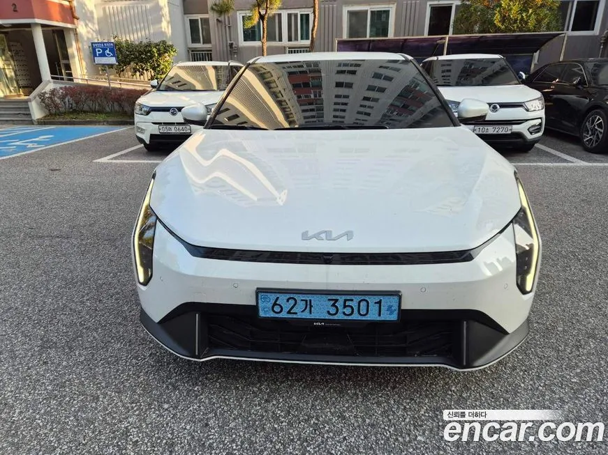 Kia EV4 2025 из KR, фото 4