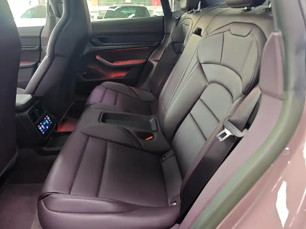 Porsche Taycan 2024 из CN, фото 8