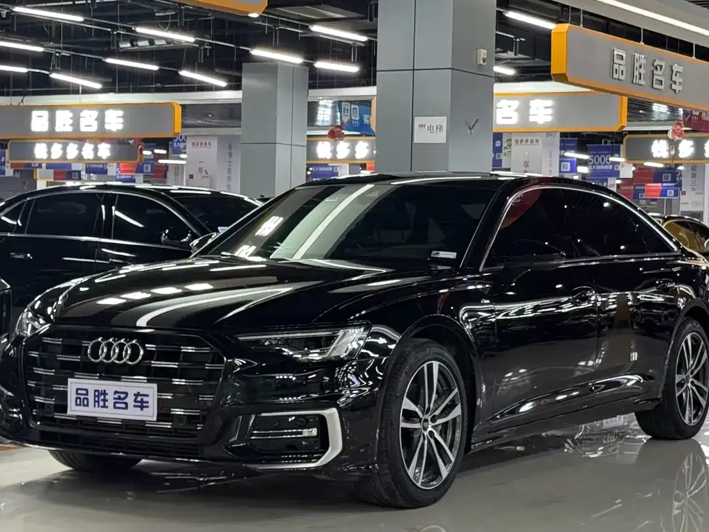 Audi A6L 2023 из CN, фото 1
