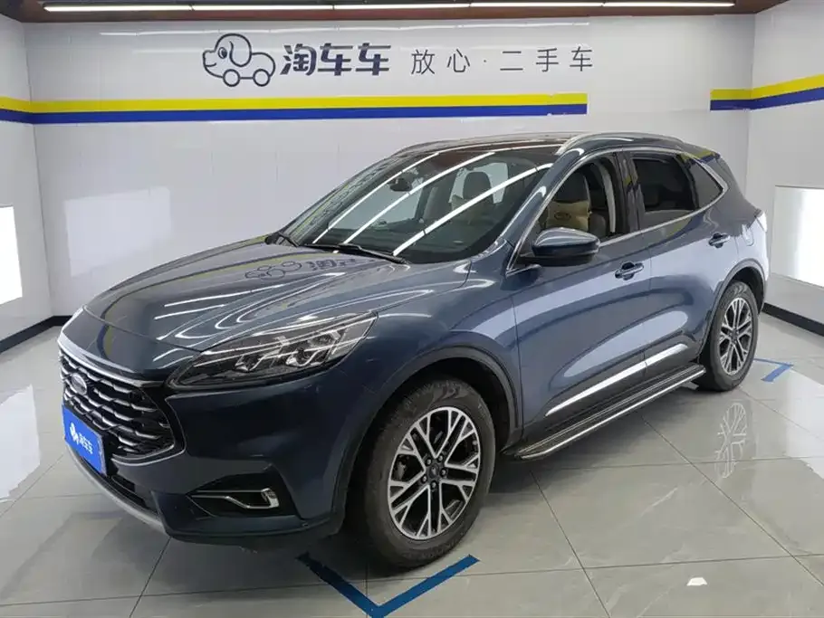 Ford Escape 2022 из CN, фото 1