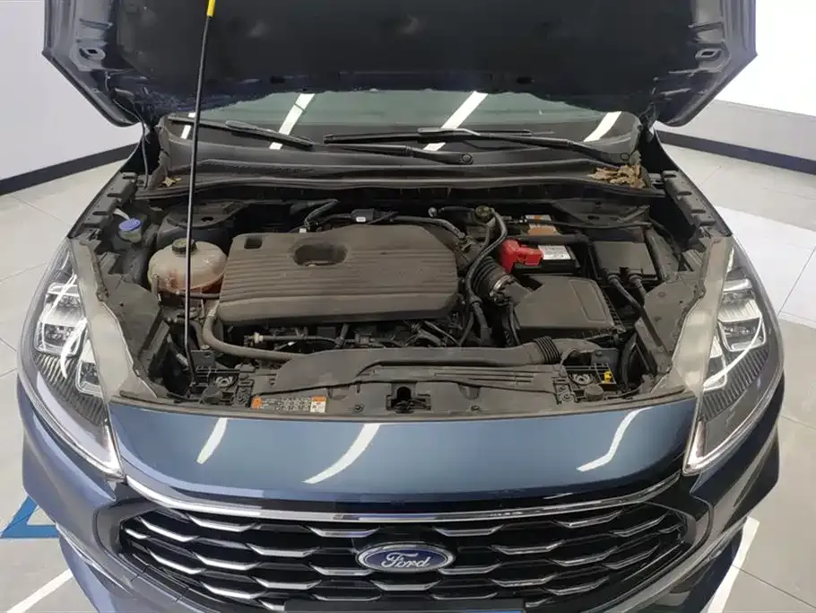 Ford Escape 2022 из CN, фото 10