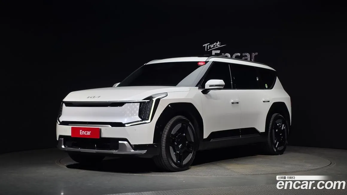 Kia EV9 2024 из KR, фото 1