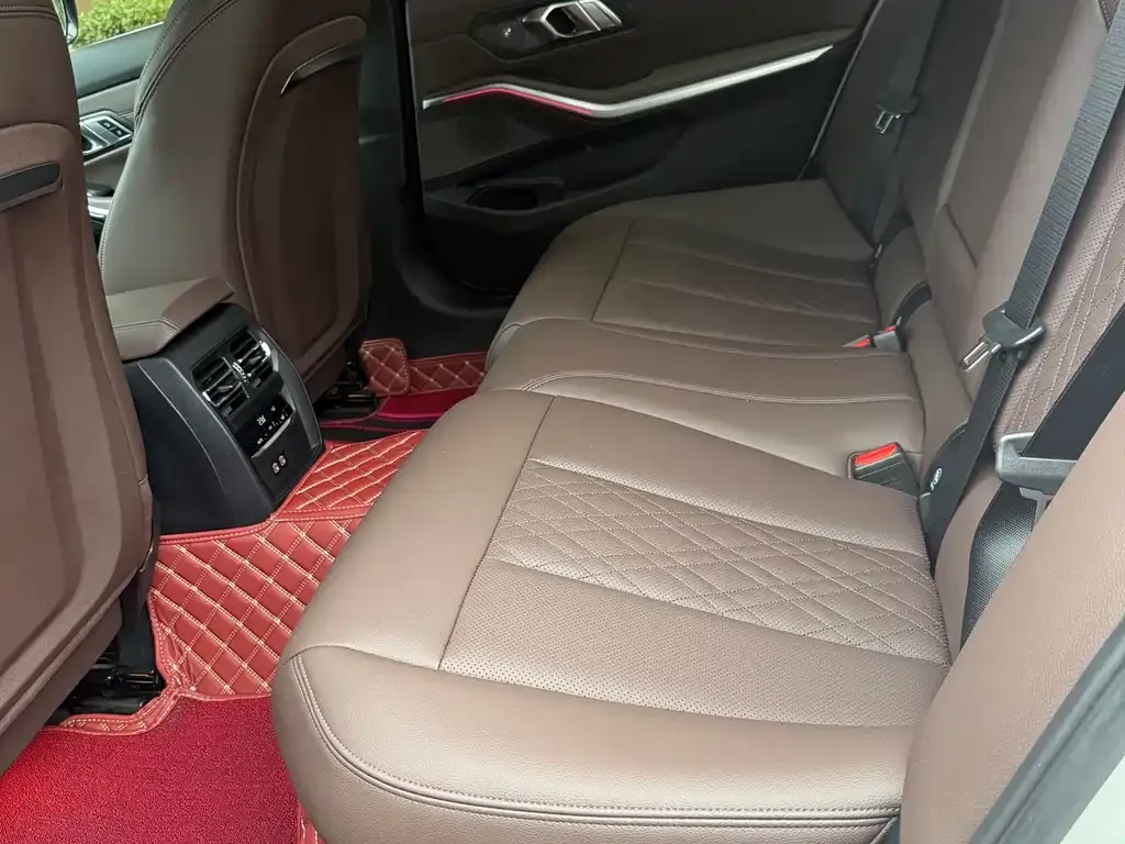 BMW 3 Series 2023 из CN, фото 10