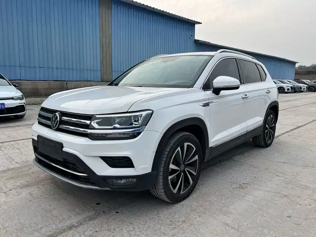 Volkswagen Tharu — фото 1