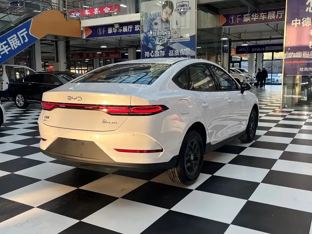 BYD Qin PLUS 2025 из CN, фото 4