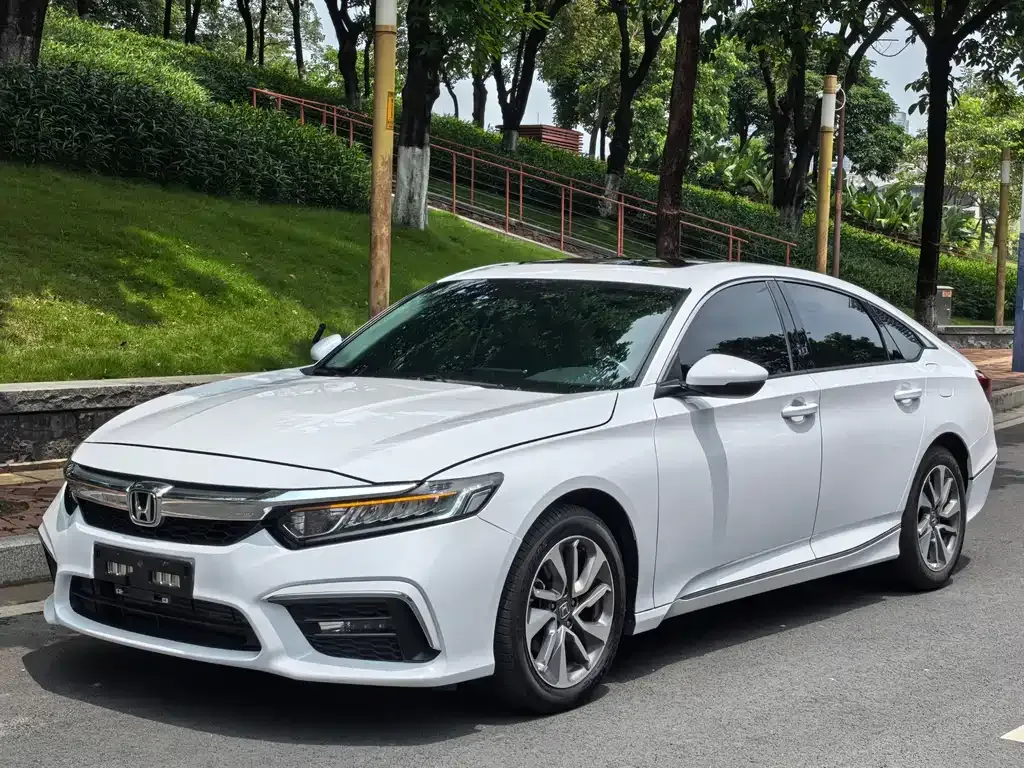 Honda Inspire — фото 1