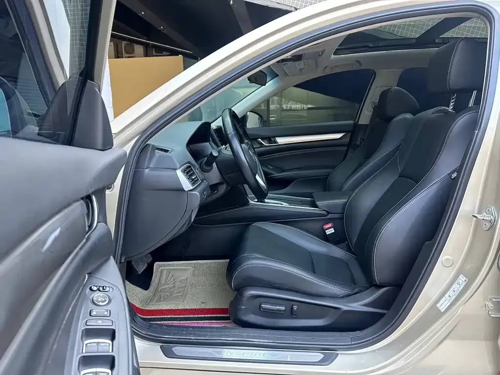 Honda Inspire — фото 6