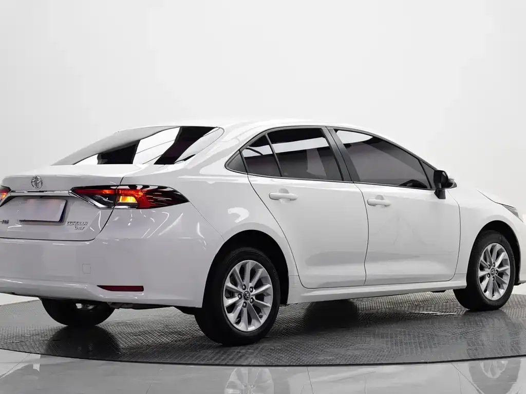 Toyota Corolla 2022 из CN, фото 5