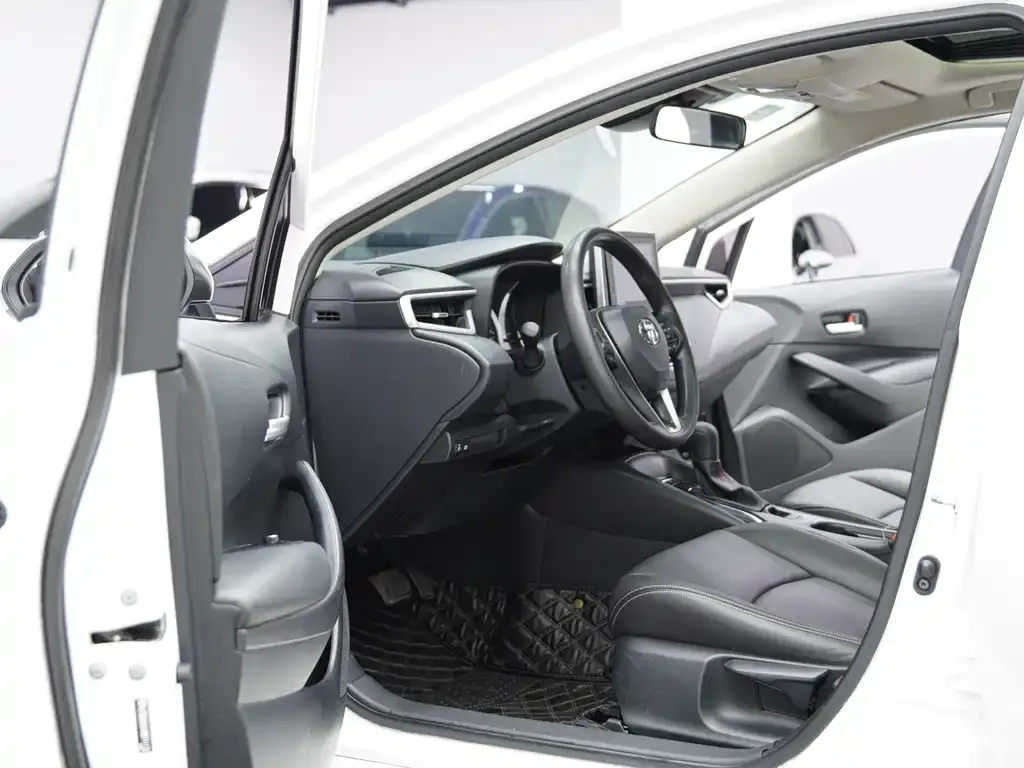 Toyota Corolla 2022 из CN, фото 9