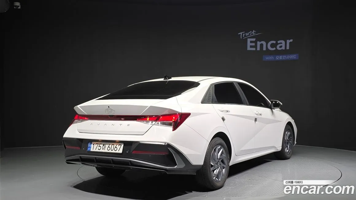 Hyundai AVANTE 2024 из KR, фото 2