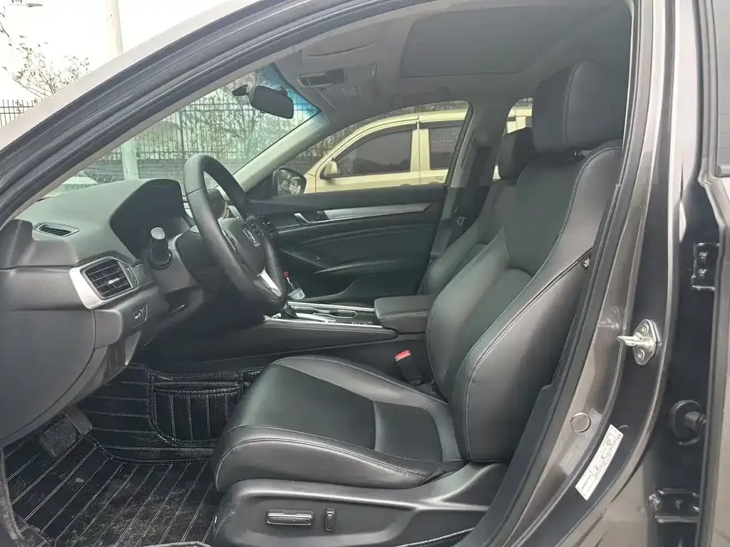 Honda Accord 2021 из CN, фото 4