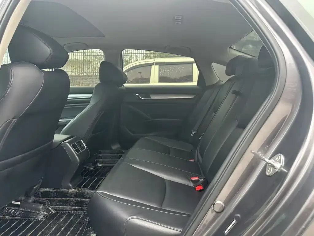 Honda Accord 2021 из CN, фото 6
