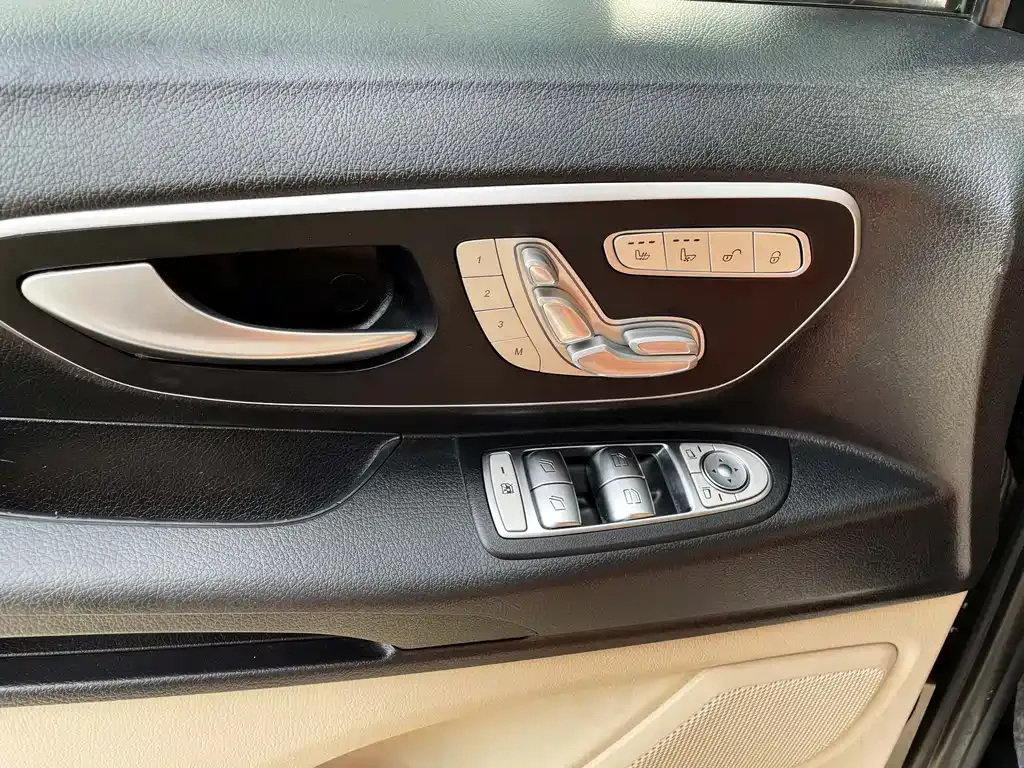 Mercedes-Benz Vito 2022 из CN, фото 7