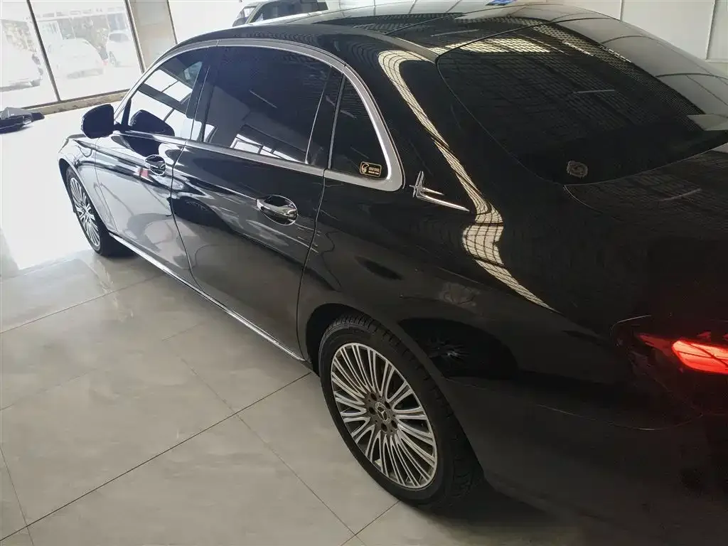 Mercedes-Benz E-Class 2022 из CN, фото 5