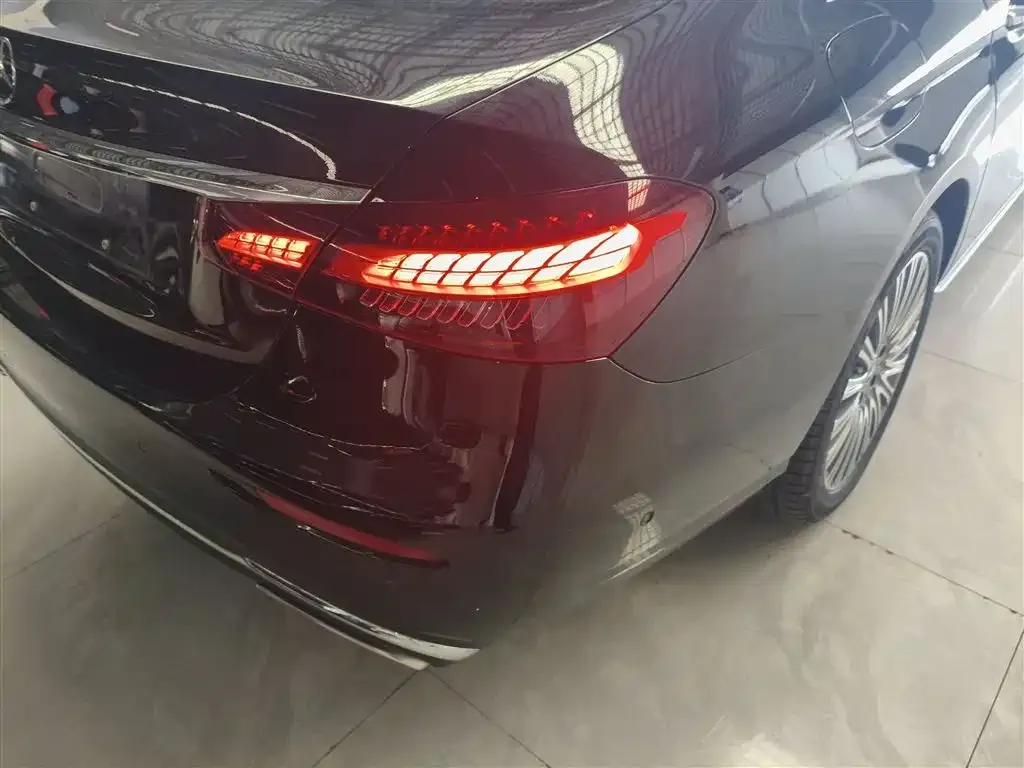 Mercedes-Benz E-Class 2022 из CN, фото 8