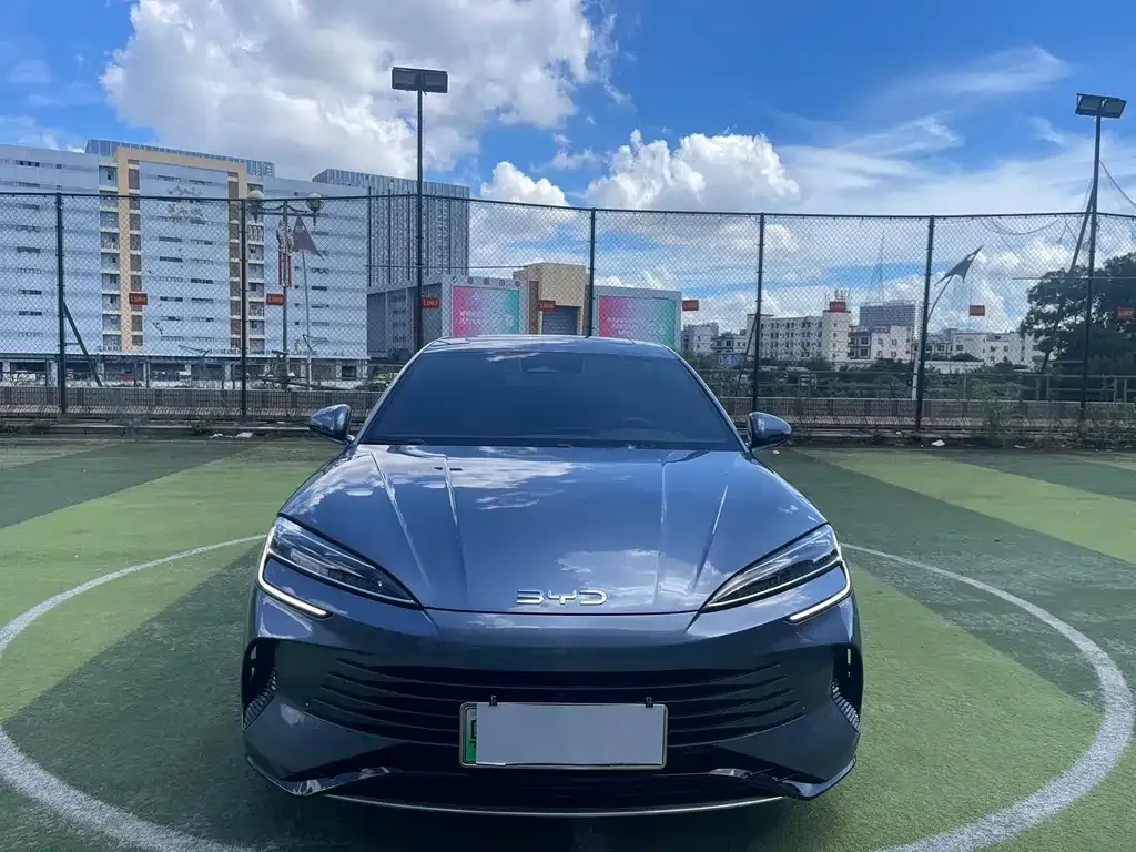 BYD Seal 07 DM-i — фото 2