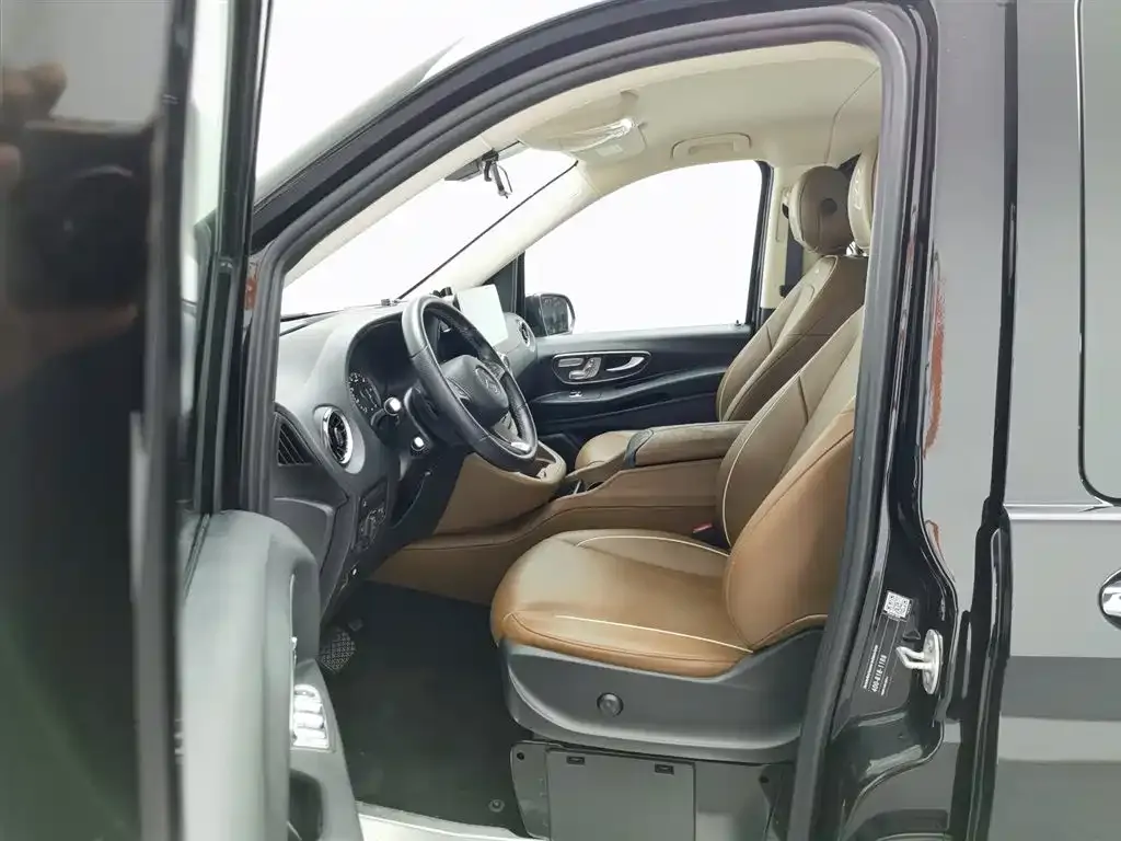 Mercedes-Benz Vito 2023 из CN, фото 10