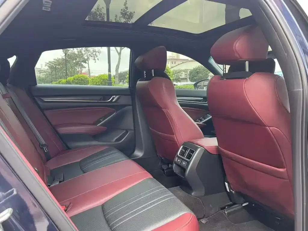 Honda Inspire 2023 из CN, фото 8