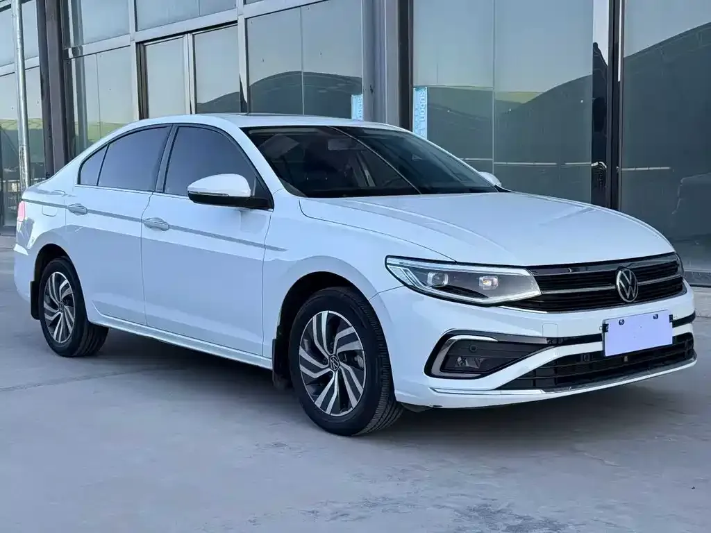 Volkswagen Bora 2023 из CN, фото 3