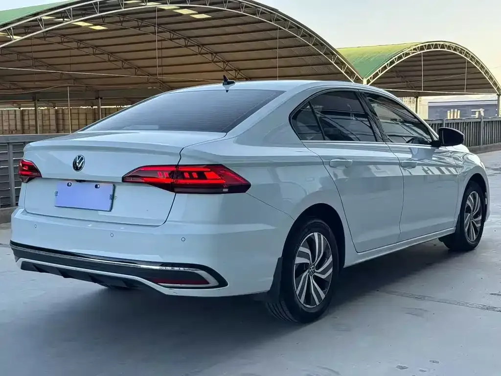 Volkswagen Bora 2023 из CN, фото 6