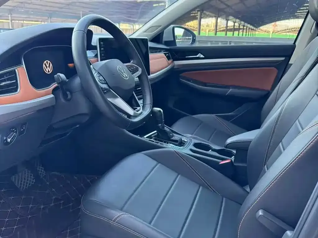 Volkswagen Bora 2023 из CN, фото 7