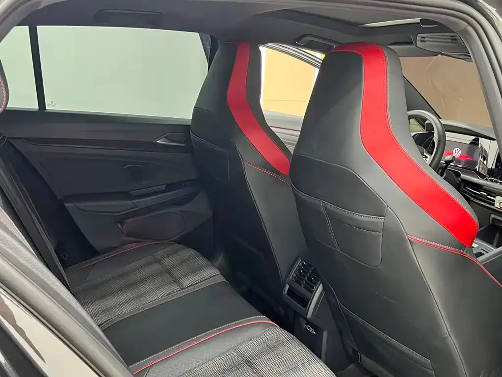 [object Object] Golf GTI 2022 из CN, фото 9