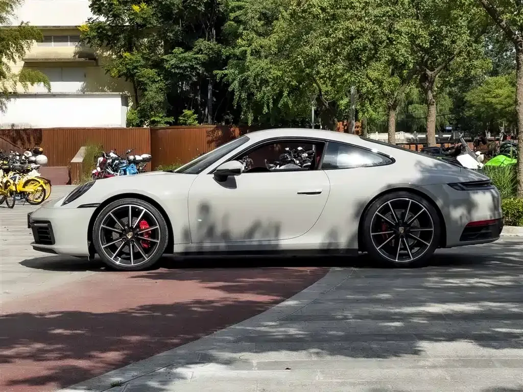 Porsche 911 2023 из CN, фото 4