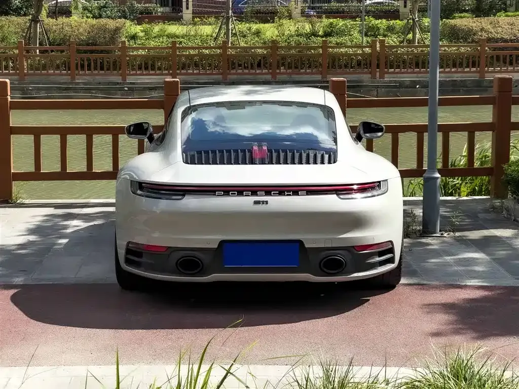 Porsche 911 2023 из CN, фото 6