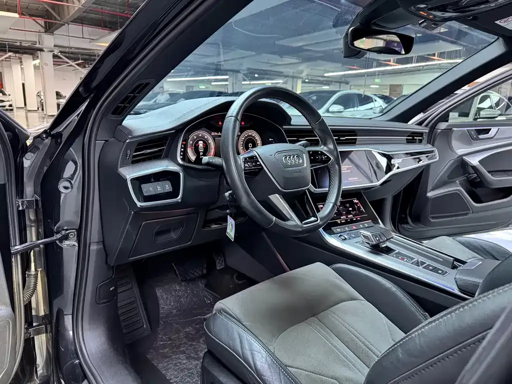 Audi A6L 2022 из CN, фото 5