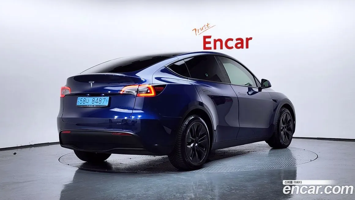 Tesla Model Y 2022 из KR, фото 2