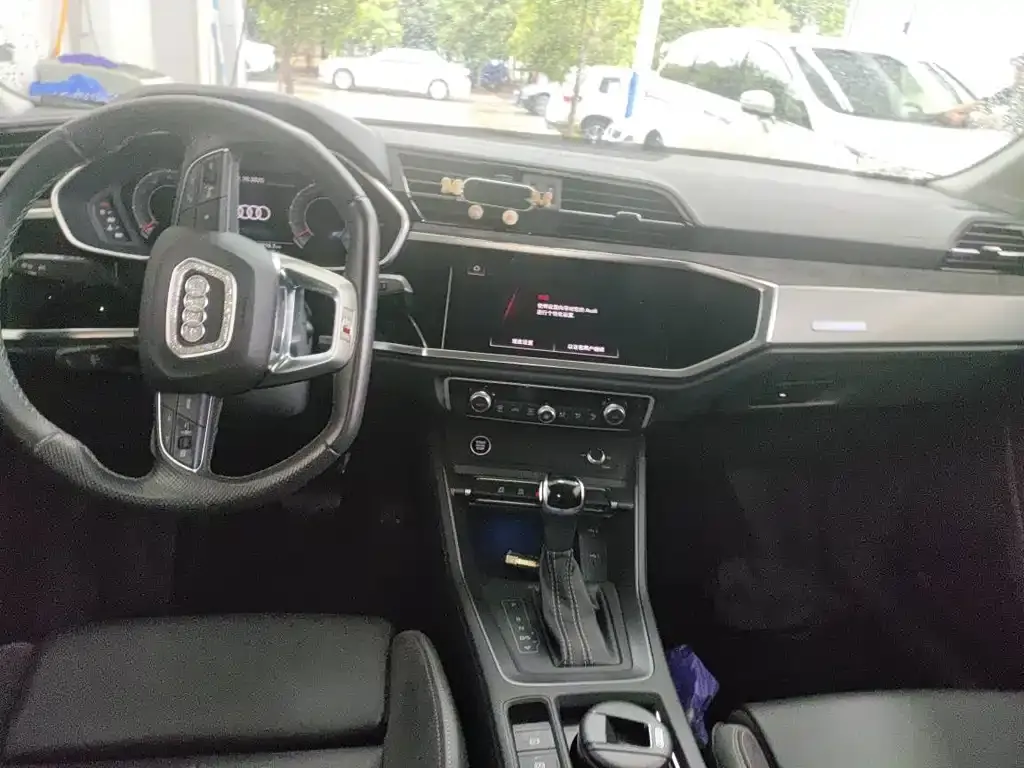 Audi Q3 Sportback 2023 из CN, фото 7