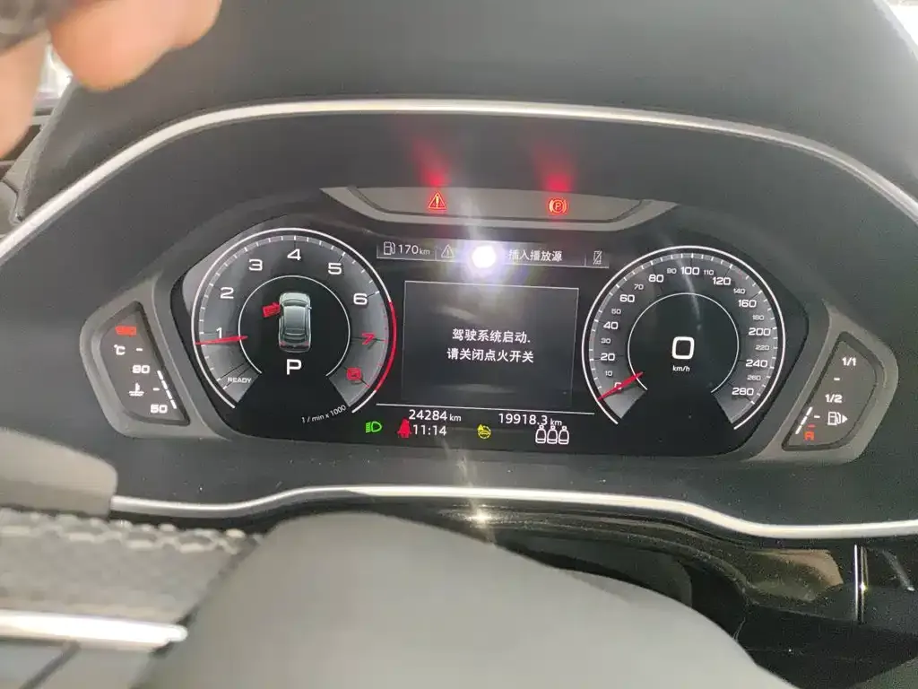Audi Q3 Sportback 2023 из CN, фото 8