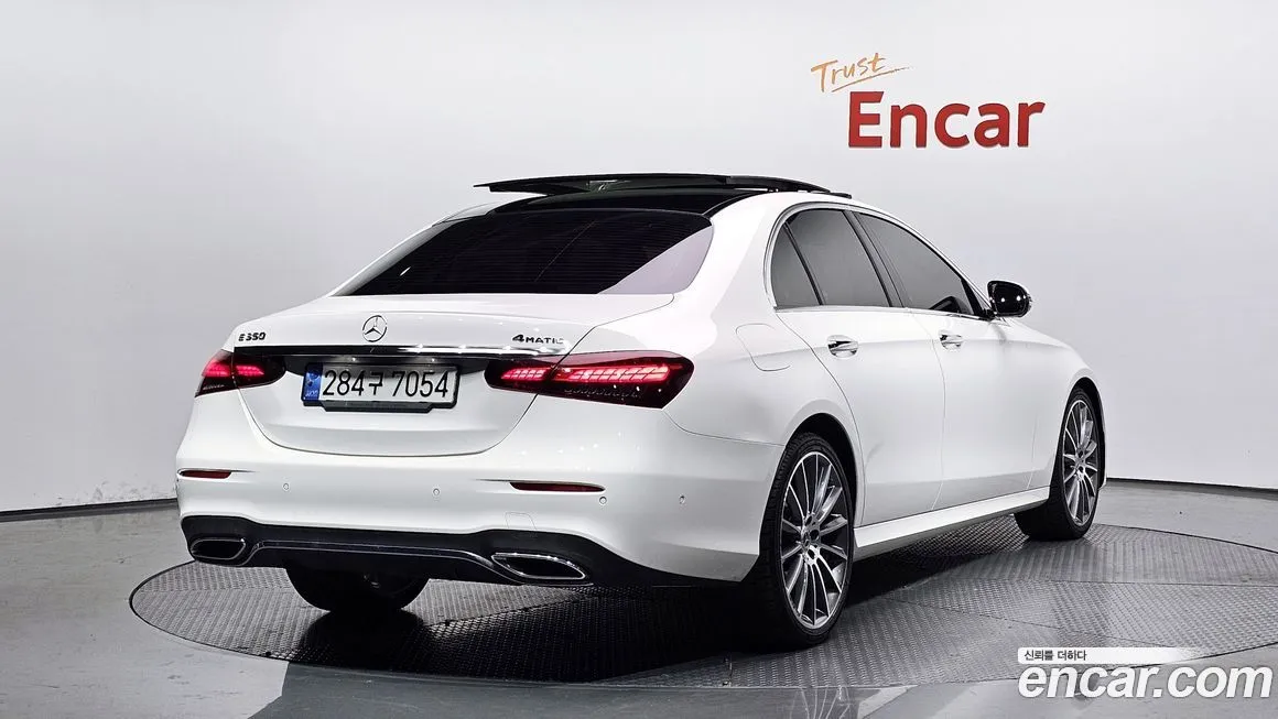 Mercedes-Benz E-Class 2022 из KR, фото 2