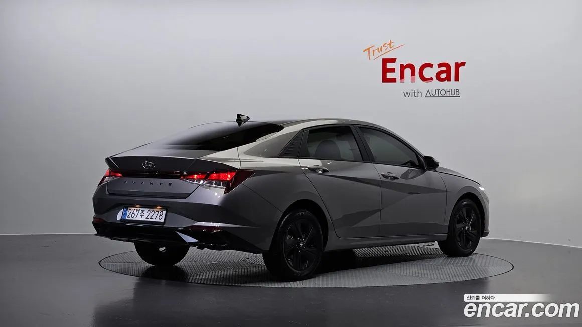 Hyundai AVANTE — фото 2