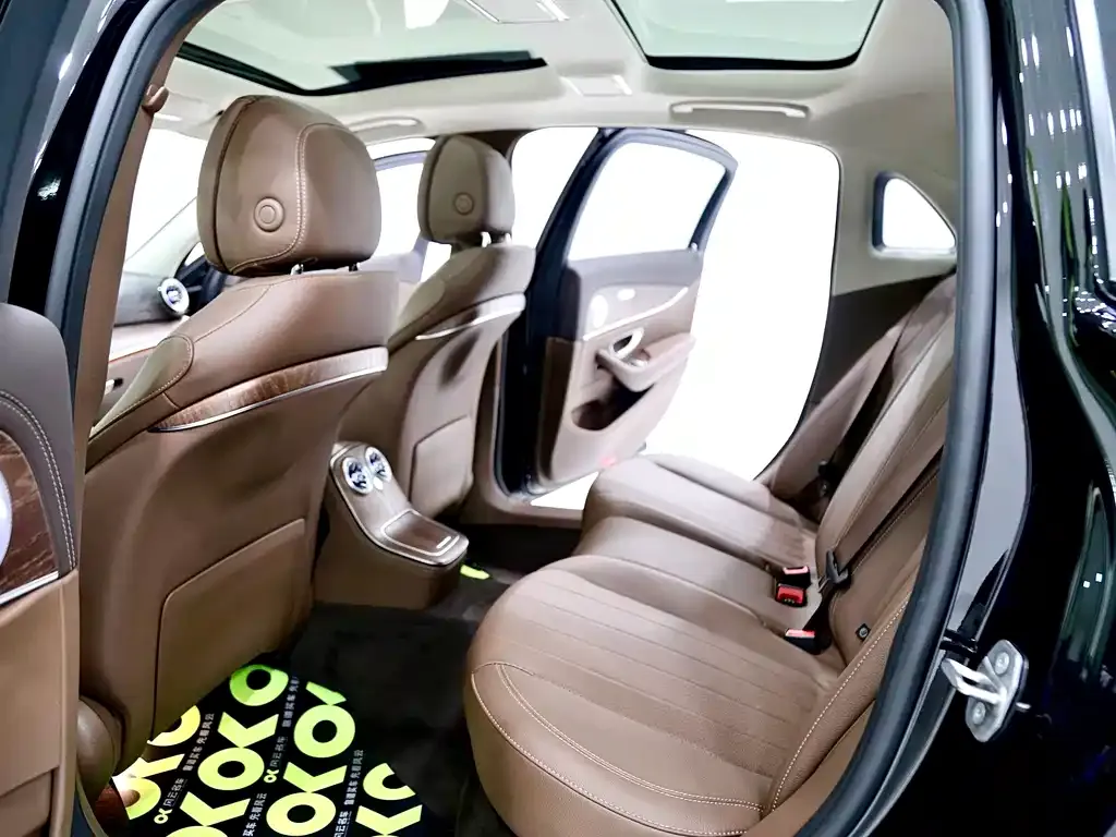 Mercedes-Benz E-Class 2023 из CN, фото 9