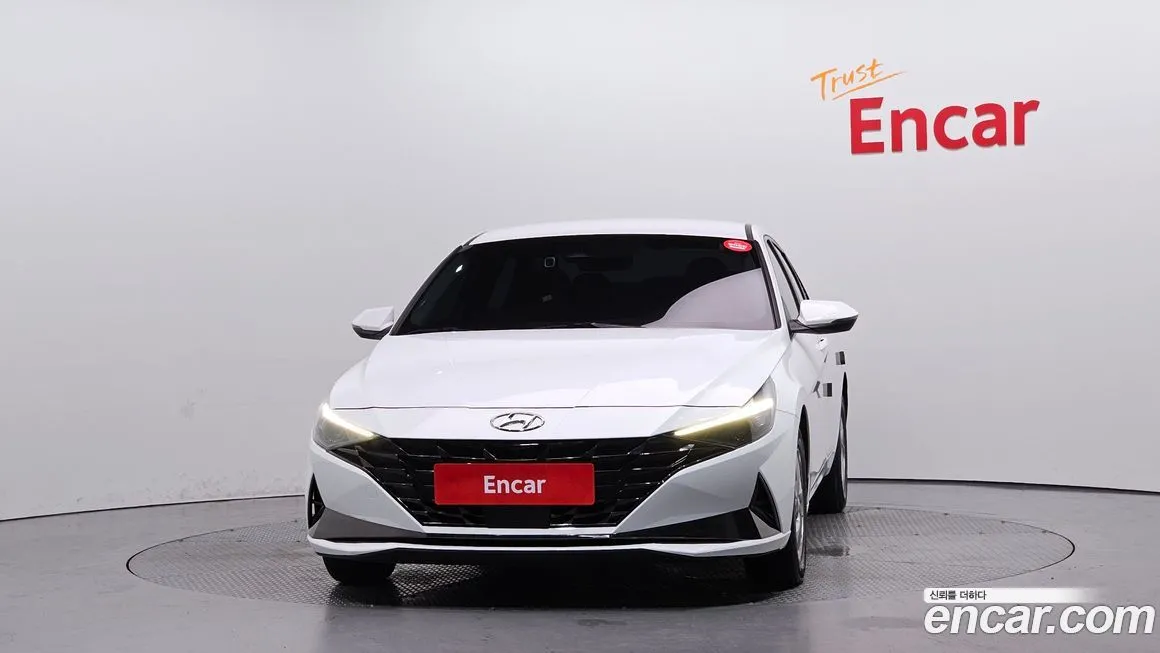 Hyundai AVANTE — фото 3