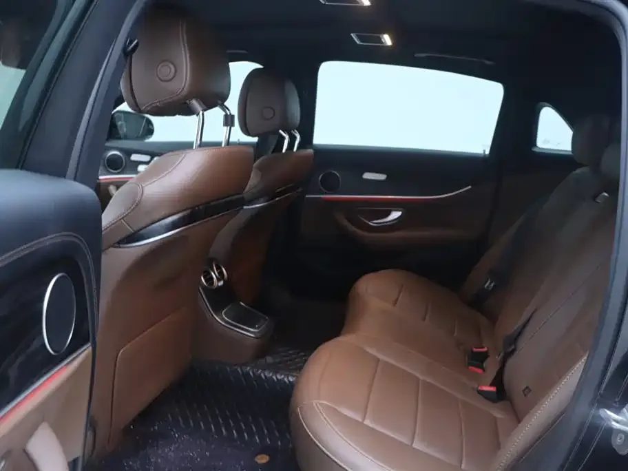 Mercedes-Benz E-Class 2023 из CN, фото 8