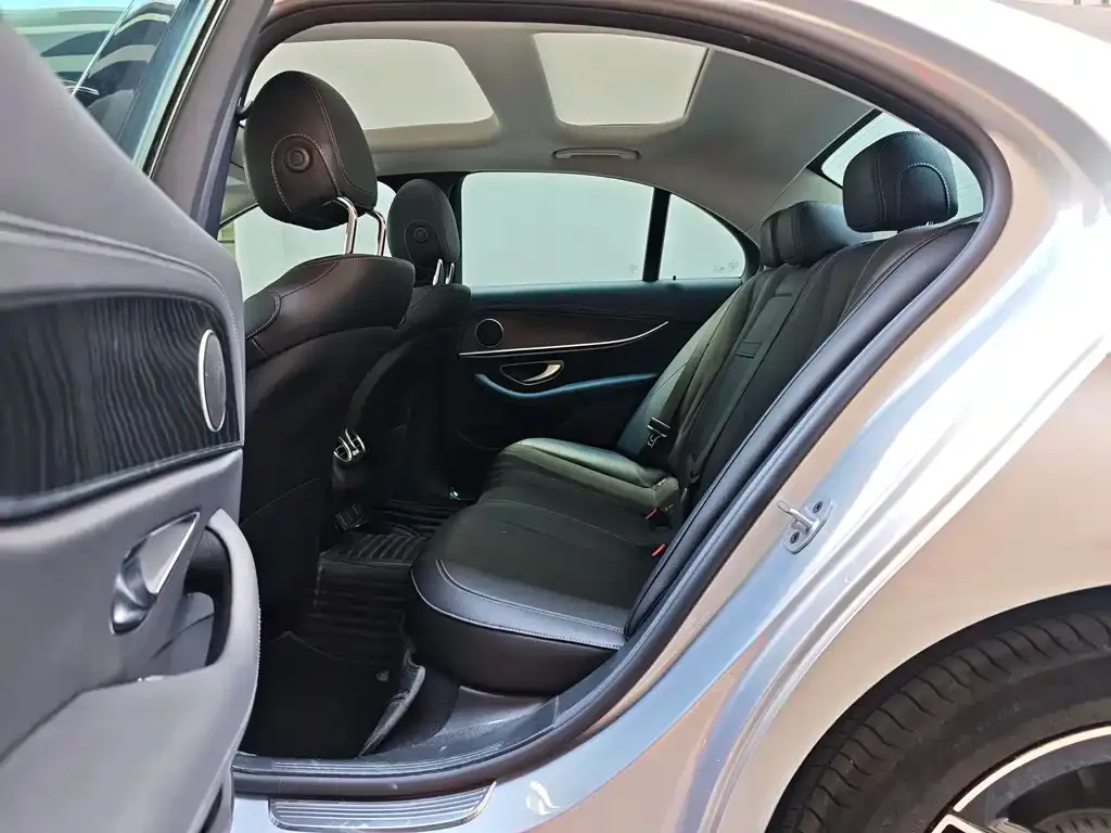 Mercedes-Benz E-Class (Import) — фото 10