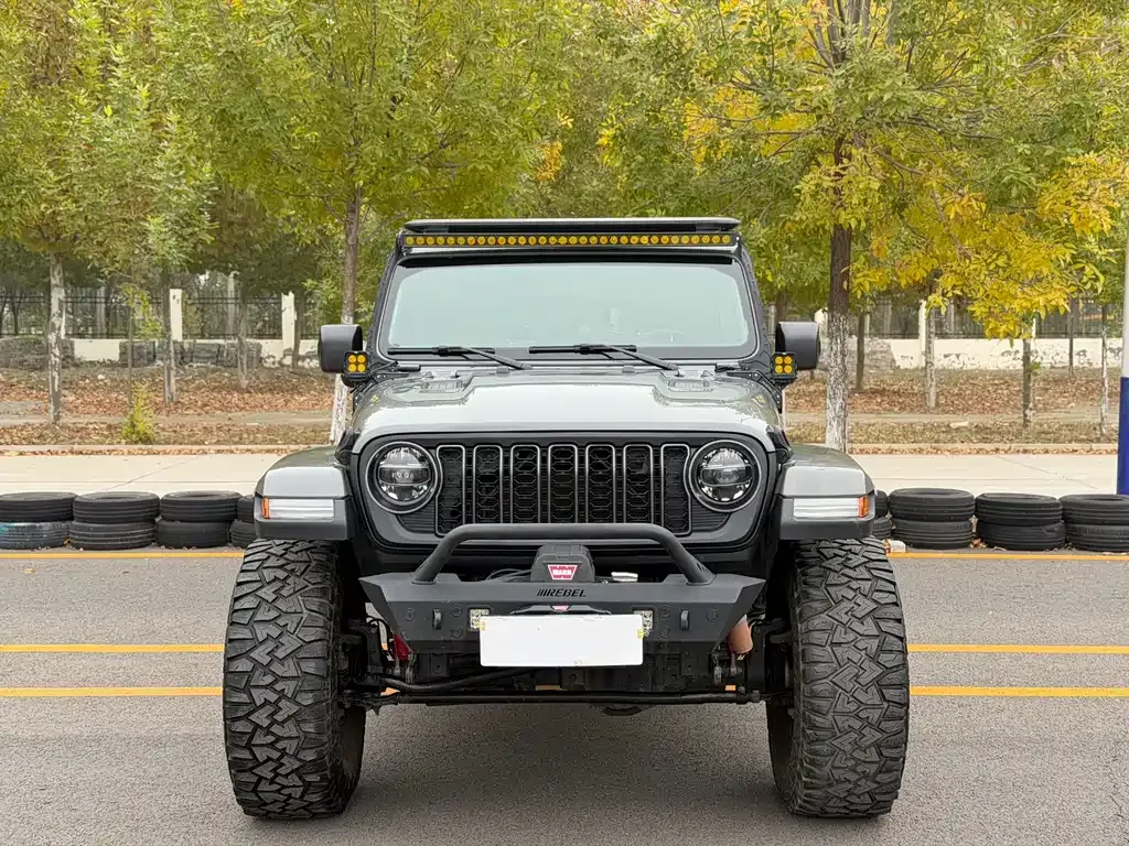 Jeep Gladiator — фото 2