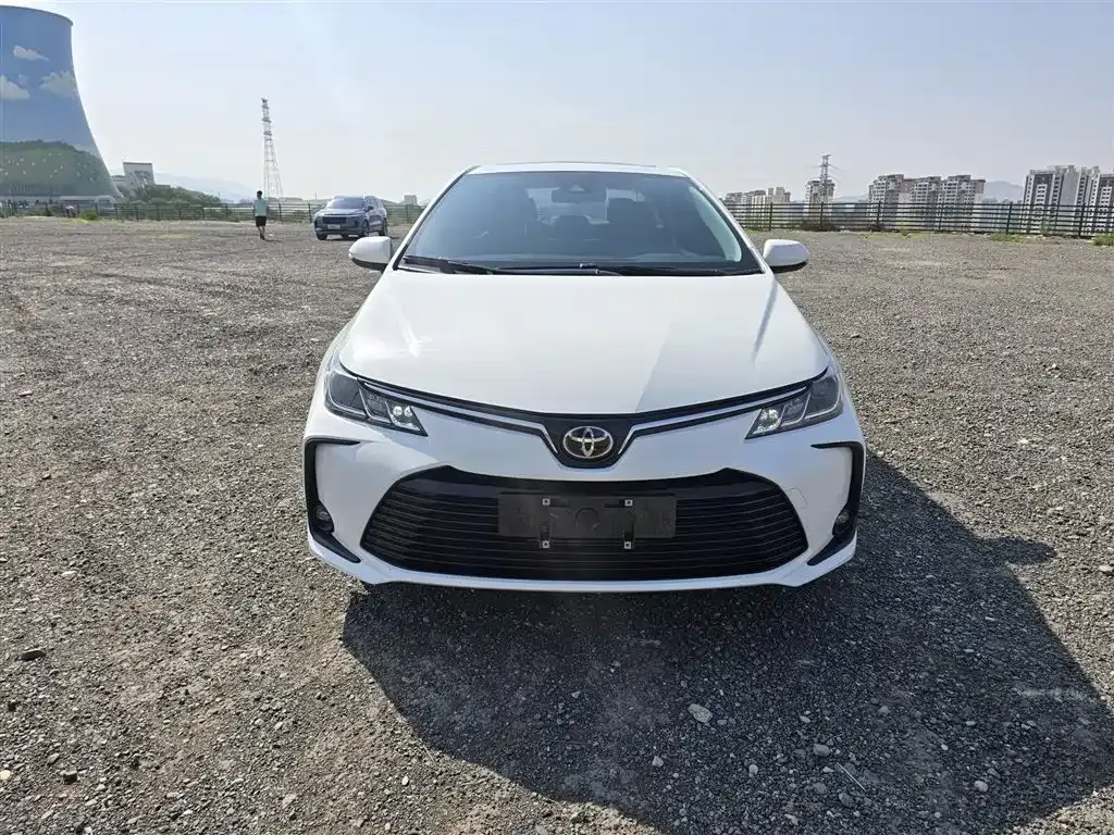 Toyota Corolla 2023 из CN, фото 5